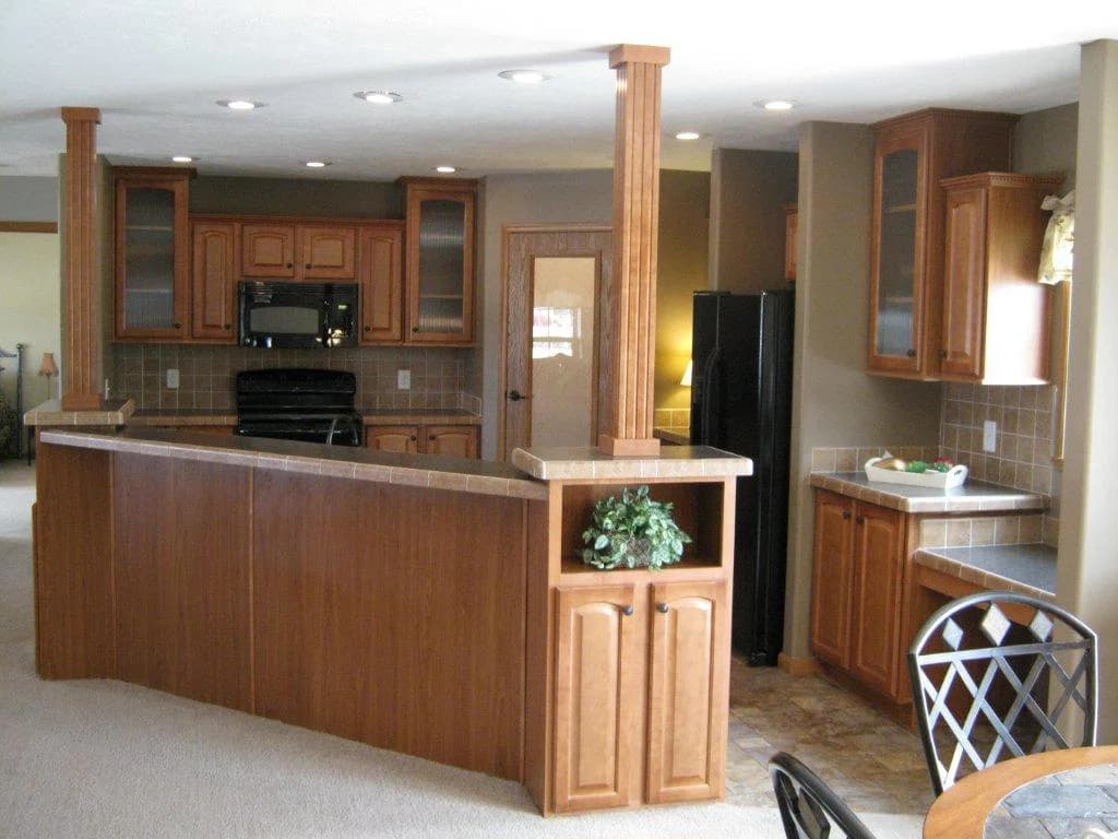 Oakwood interior home features