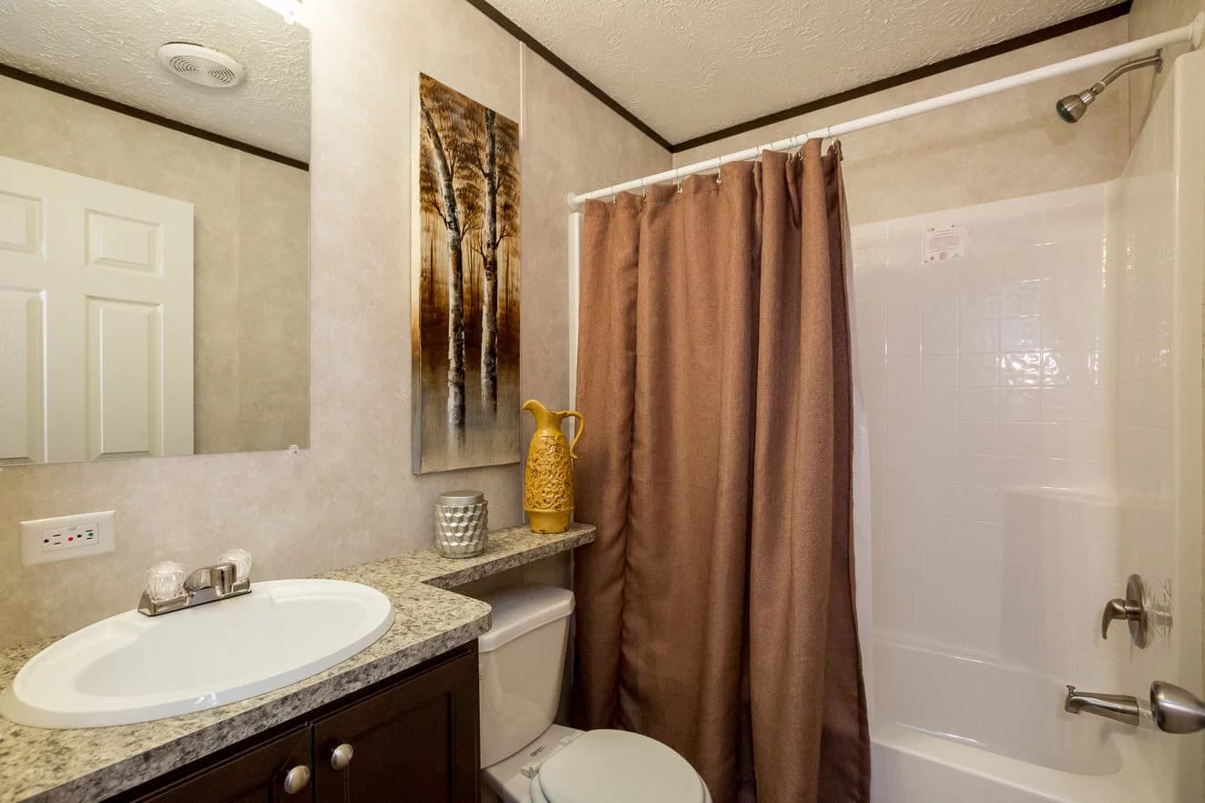 Eldora 188500 bathroom home features