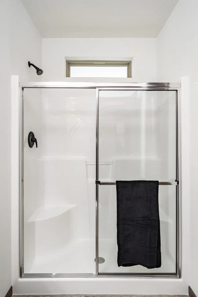 Limited 4 bathroom home features