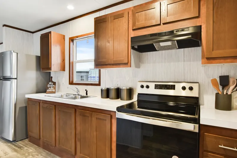 Express b117 kitchen home features