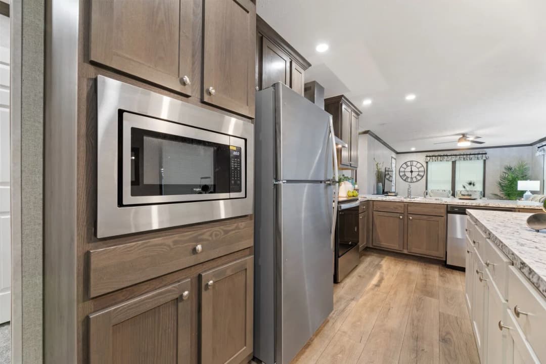 Fulton 24028 kitchen home features