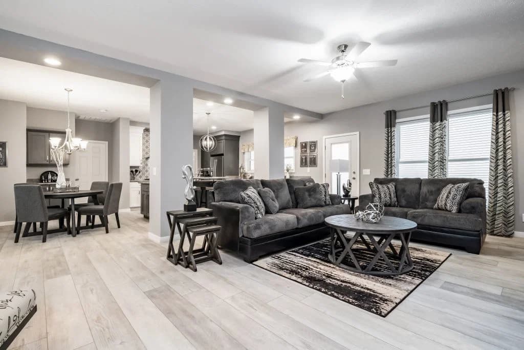 Grand 2.1 interior home features