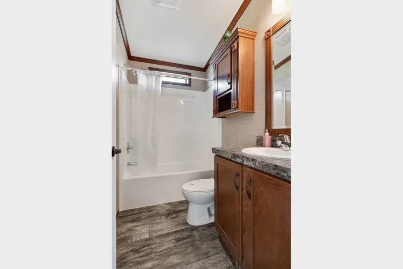 Lexington a234 bathroom home features