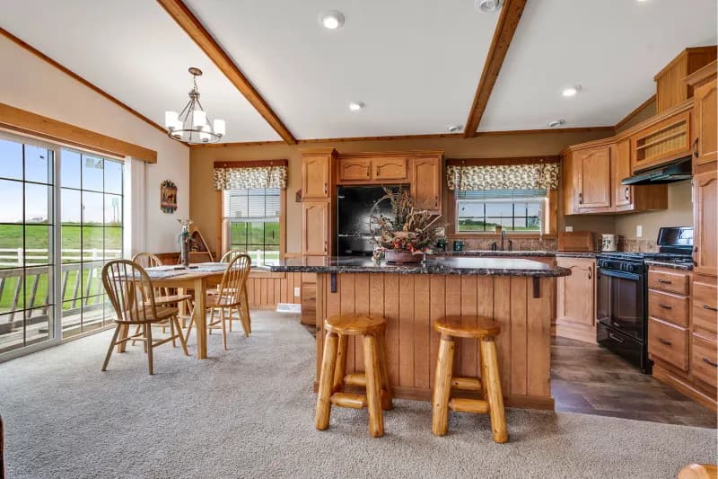 Lexington a236 kitchen home features