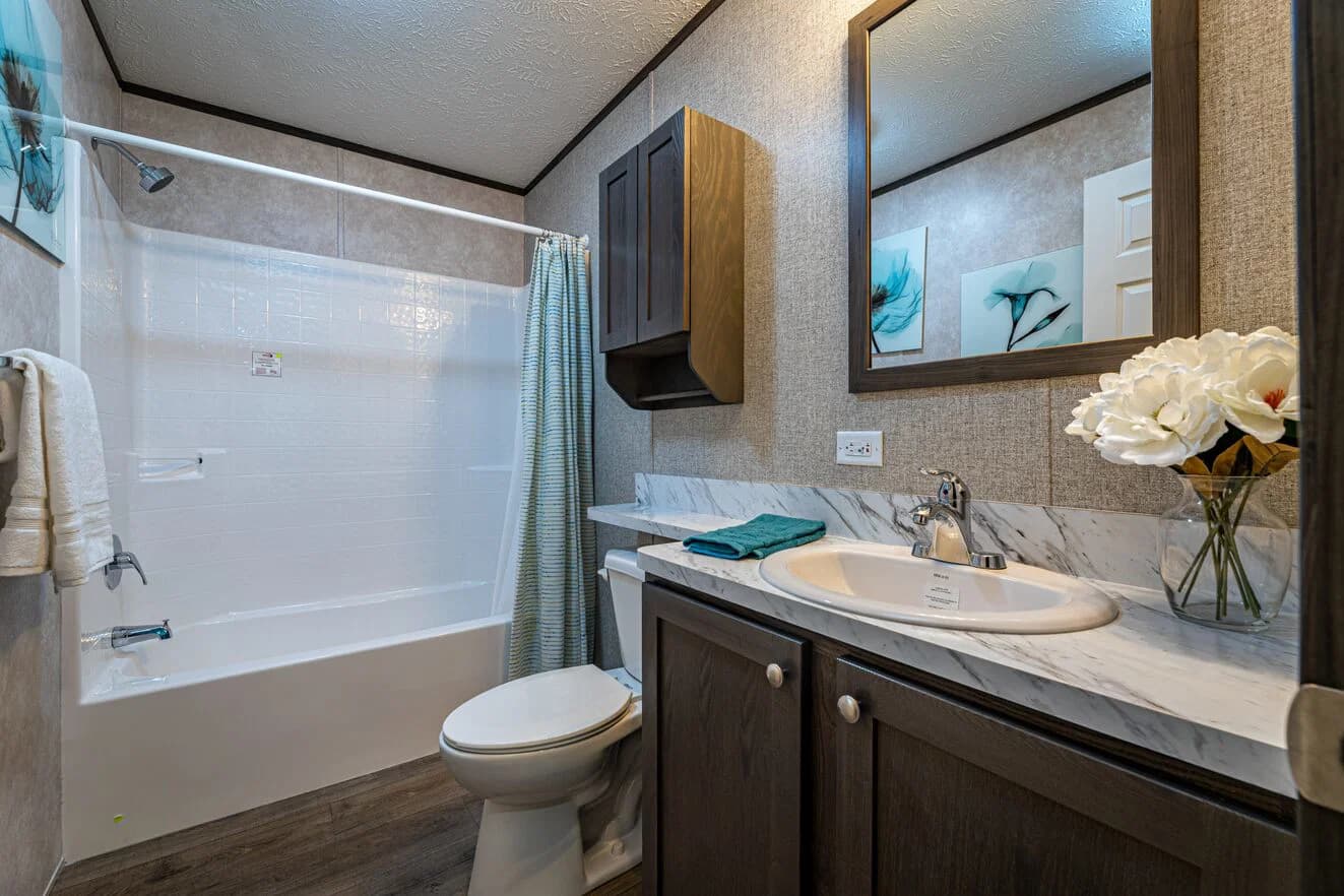 Fulton 24028 bathroom home features