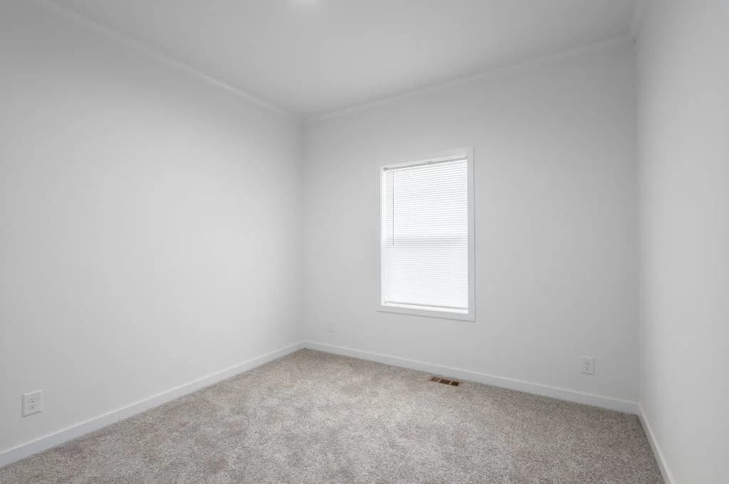 3w1075-p bedroom home features