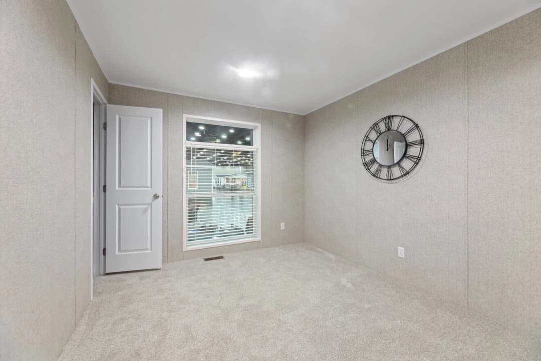 Carson 24532 bedroom home features