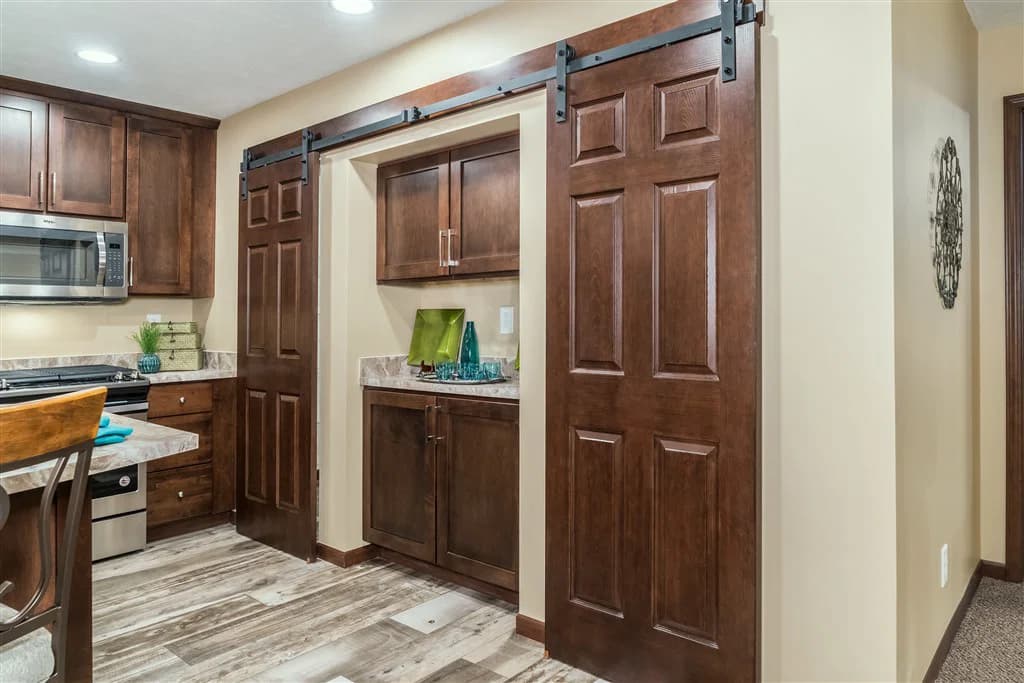 Limited 3 kitchen home features