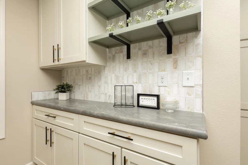 Millenian 5 interior home features