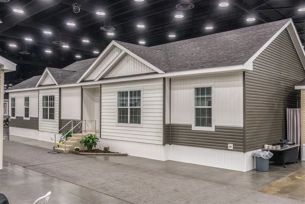 Ultra 13 hero, elevation, and exterior home features