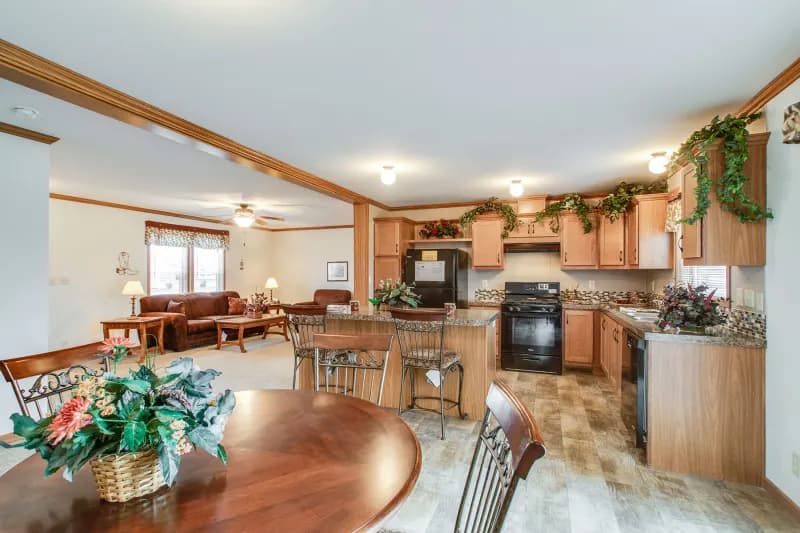 Arlington 2214 interior home features