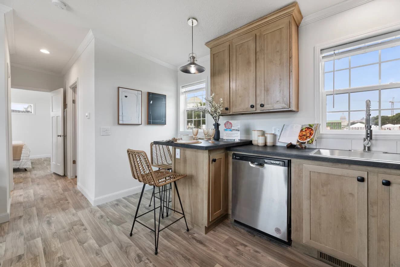 Blue ridge duplex kitchen home features