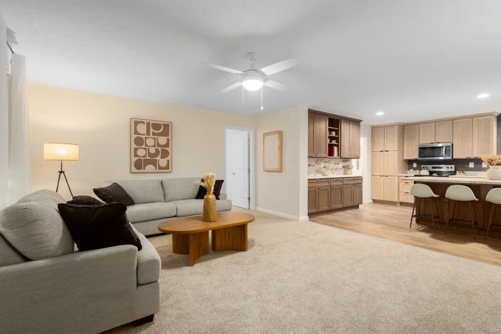 Essence 20 interior home features