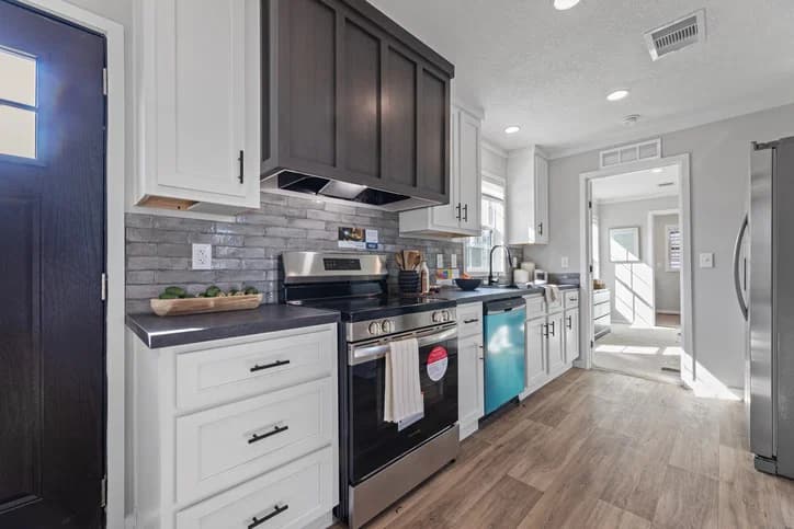 Helix kitchen home features