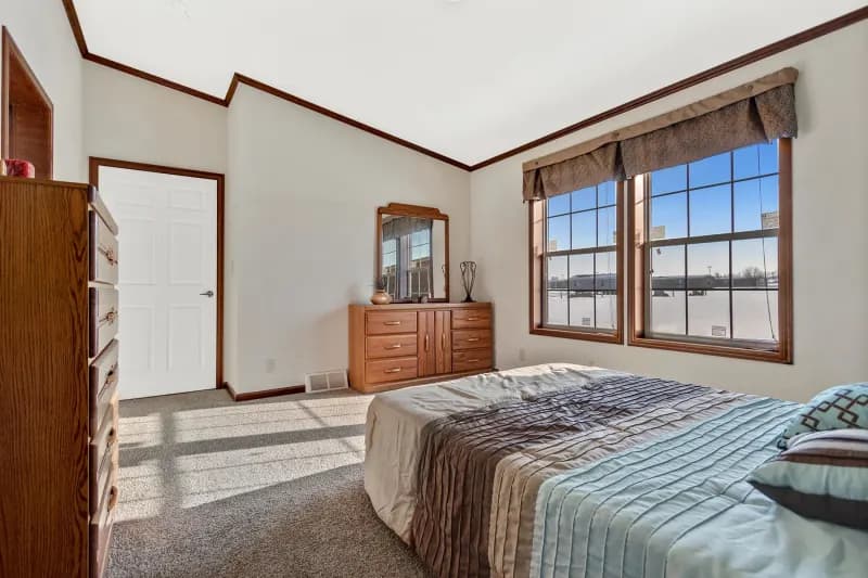 Lexington a243 bedroom home features