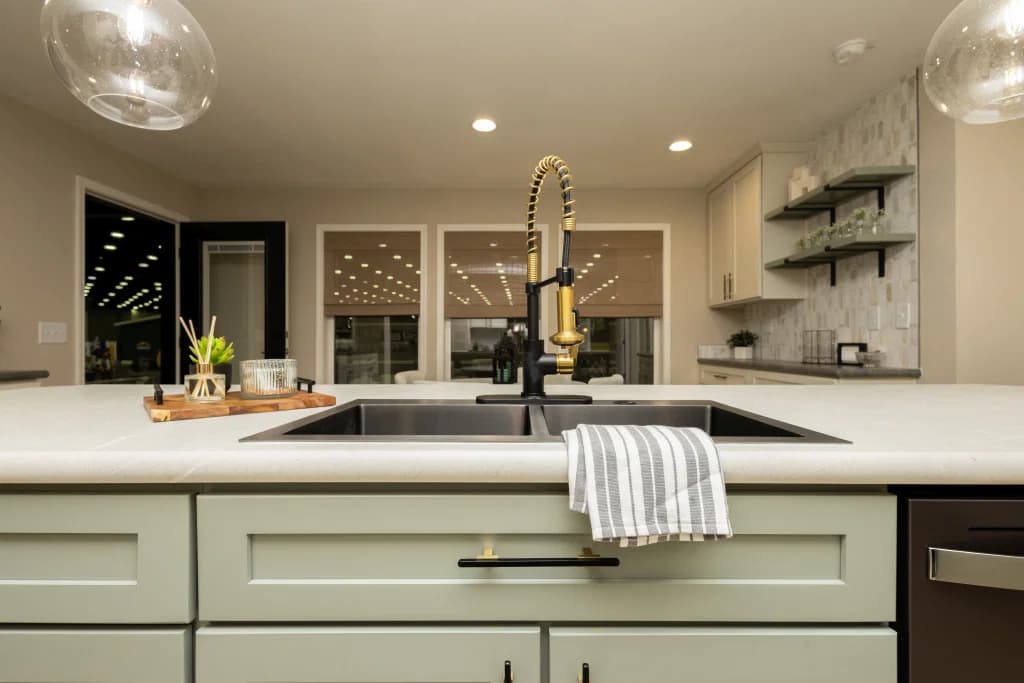 Millenian 5 kitchen home features