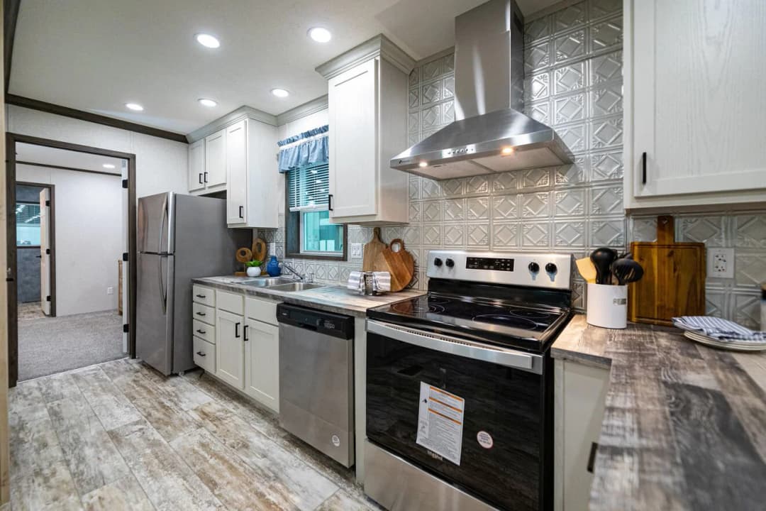 Tesla 24523 kitchen home features
