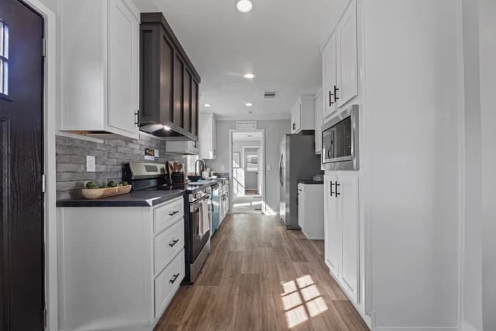 Helix kitchen home features