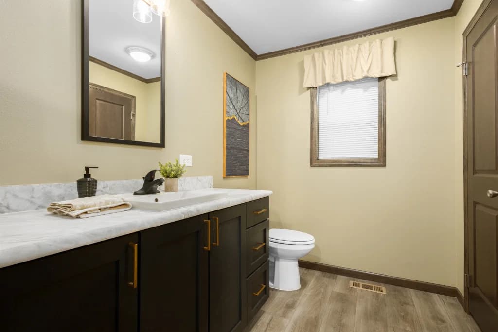 1w1048-v bathroom home features