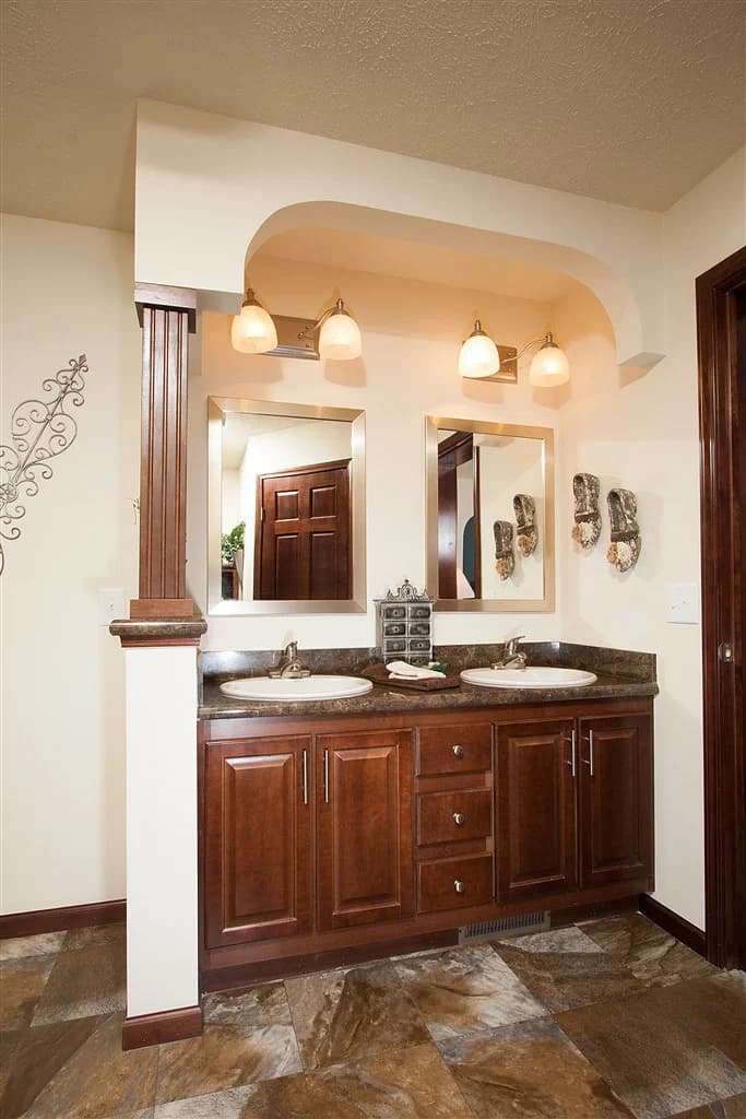 Bellevue bathroom home features
