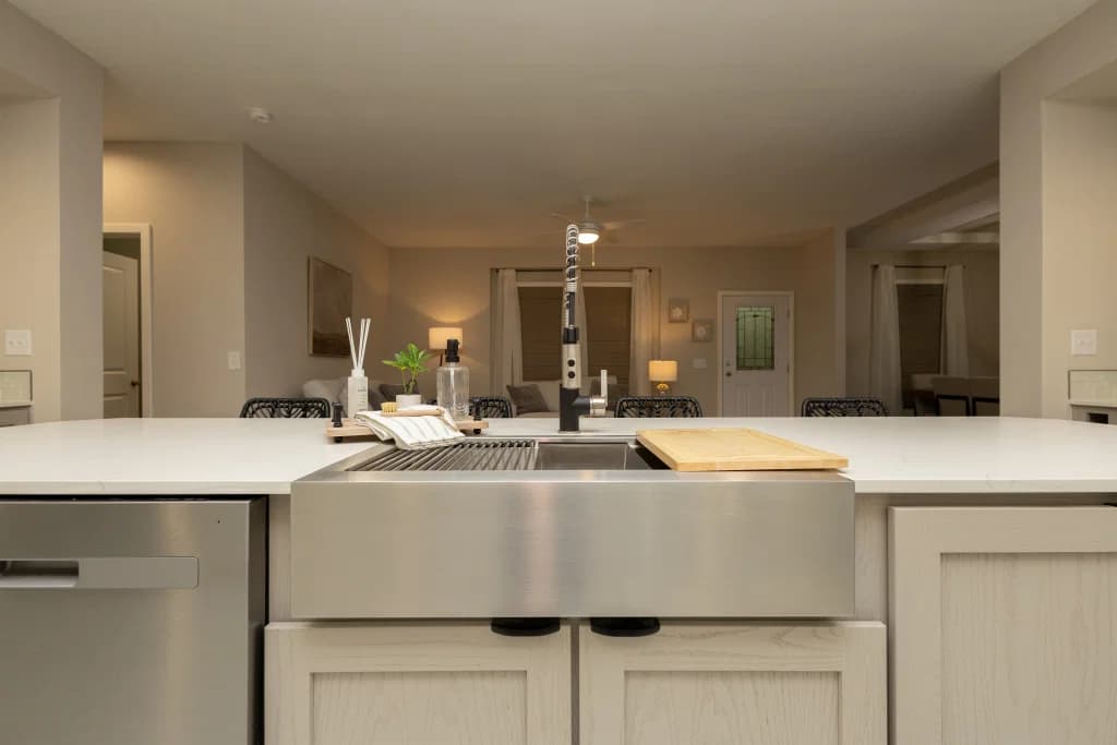 Signa 1 kitchen home features