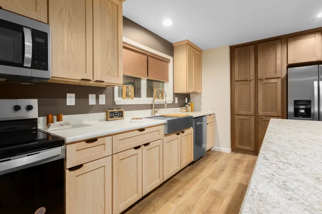 Essence 20 kitchen home features