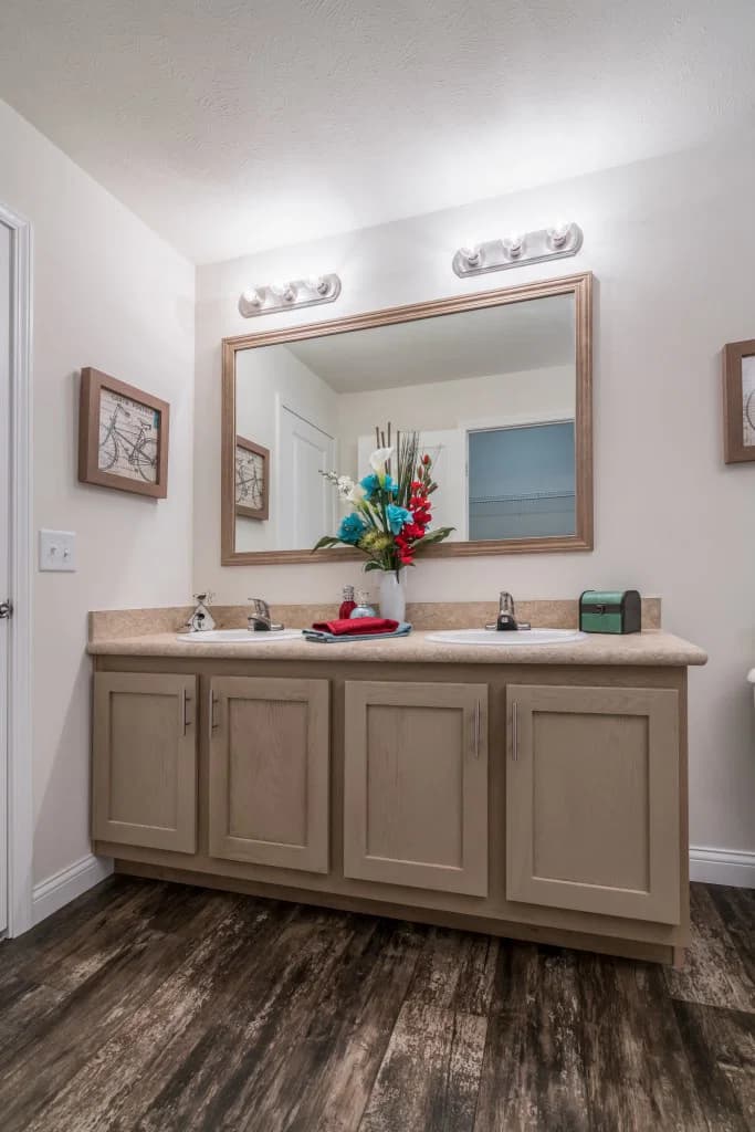 Limited 1 bathroom home features