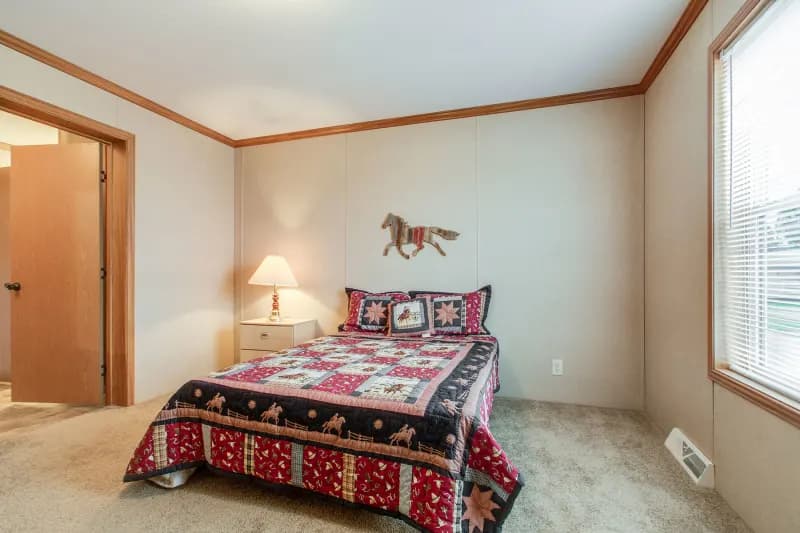 Arlington 2214 bedroom home features