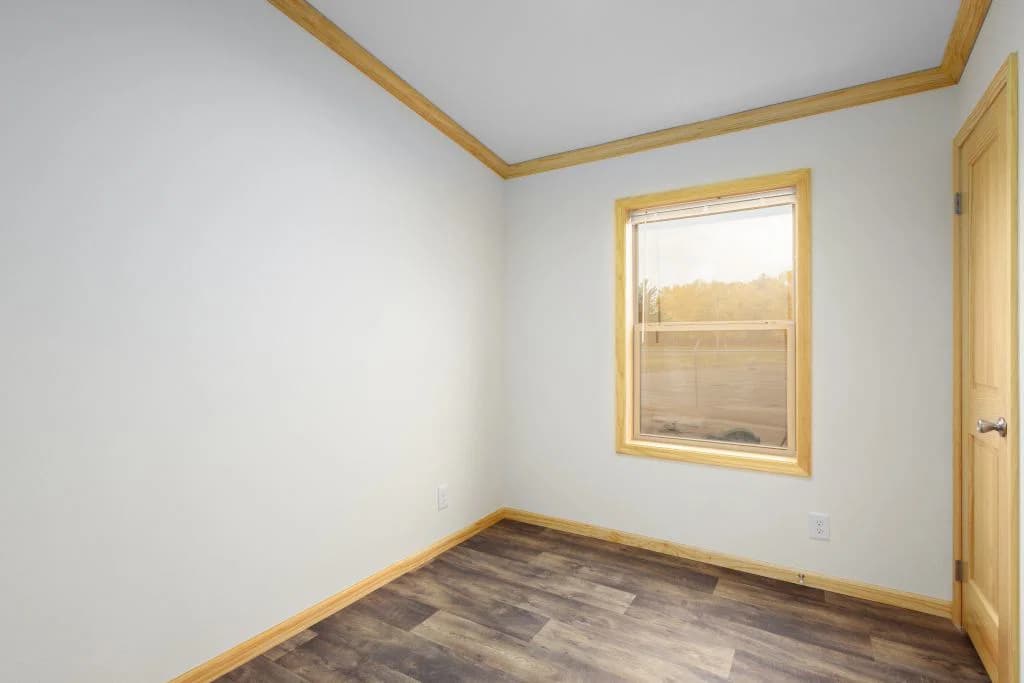 1w1908-v bedroom home features