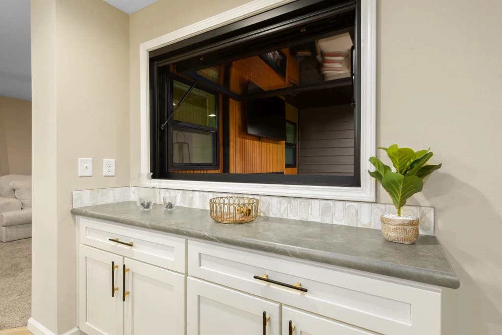 Millenian 5 interior home features