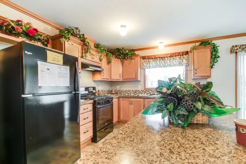 Arlington 2214 kitchen home features