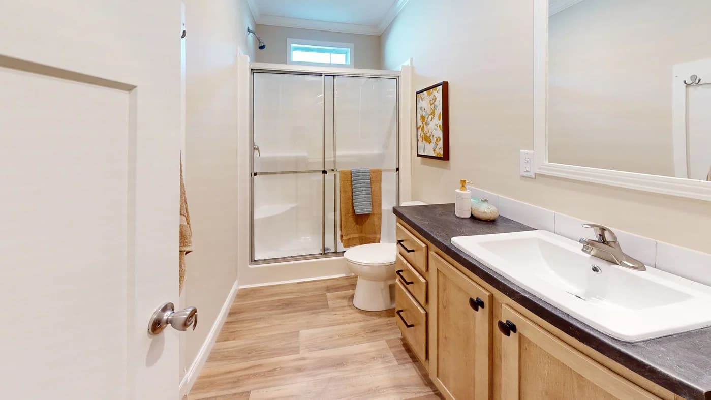 Roanoke duplex bathroom home features