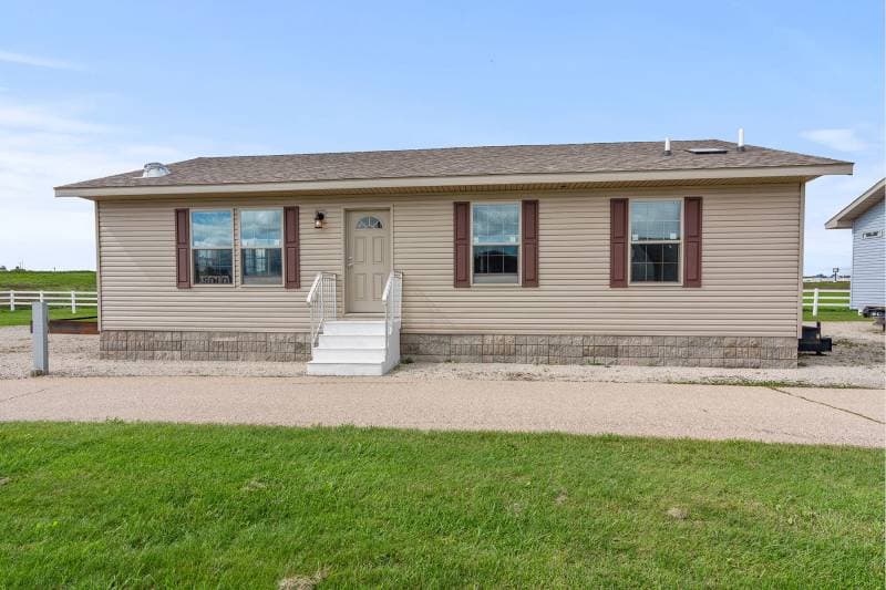Lexington a236 hero and exterior home features