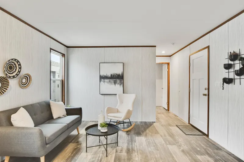 Express b117 interior home features