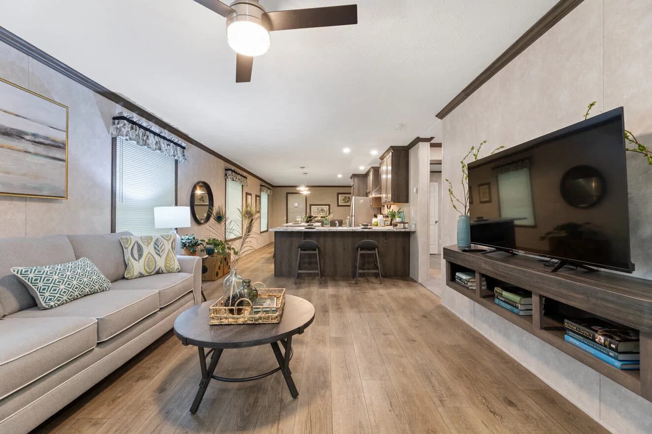 Fulton 24028 interior home features