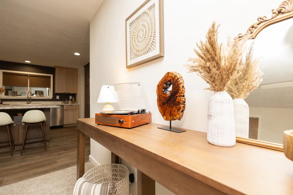 Essence 20 interior home features