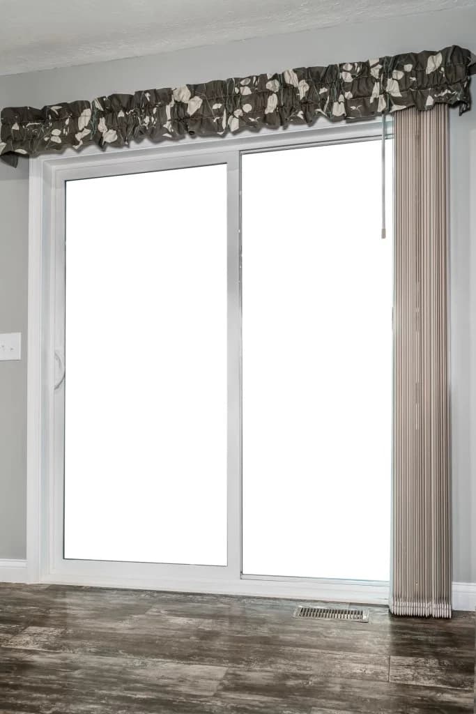 Limited 1 interior home features