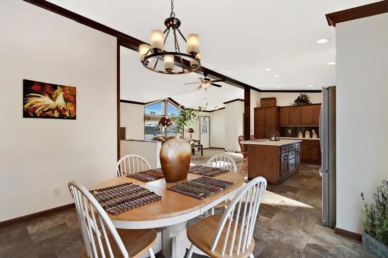 Lexington a243 interior home features