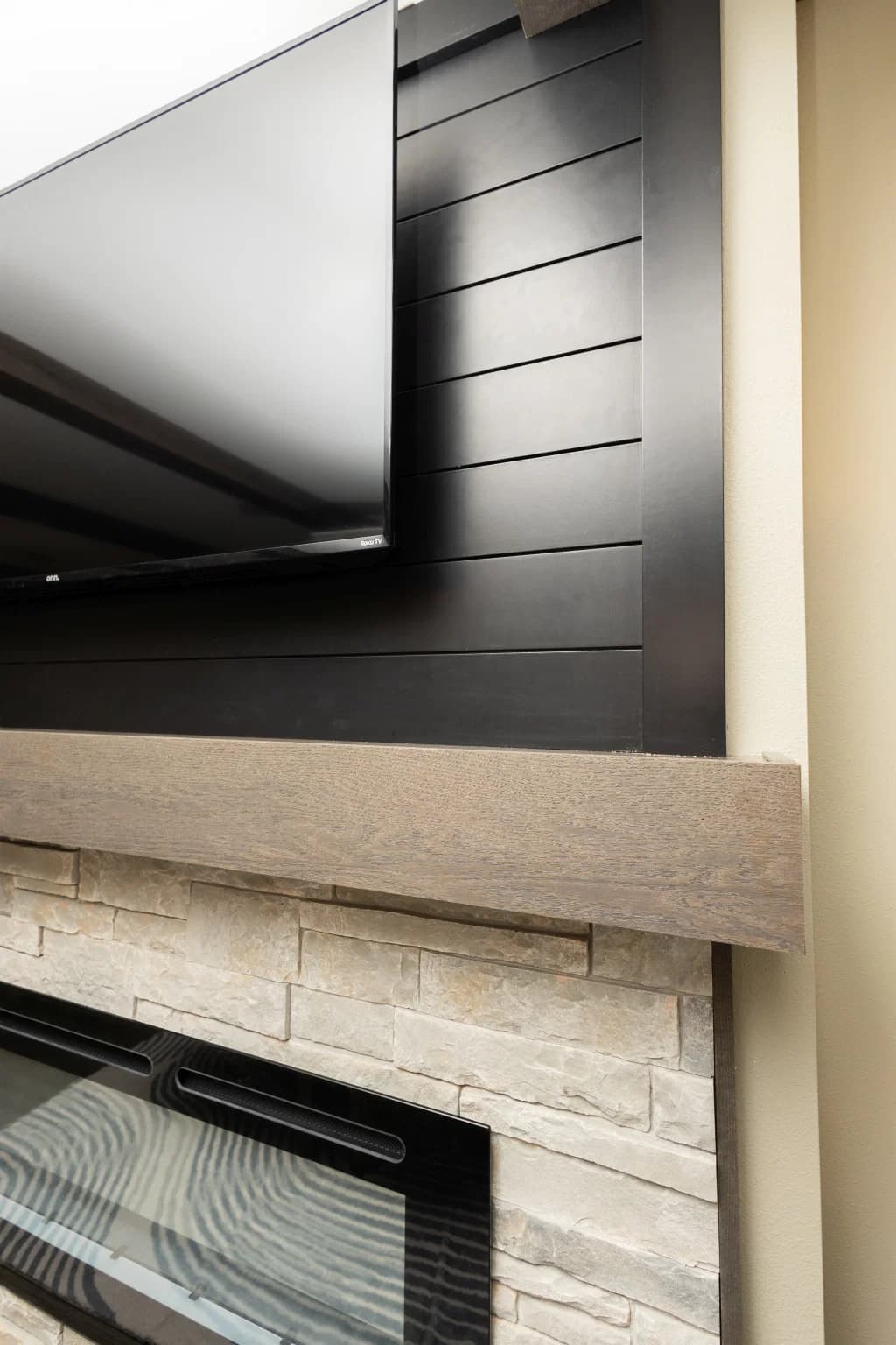 1w1048-v interior home features