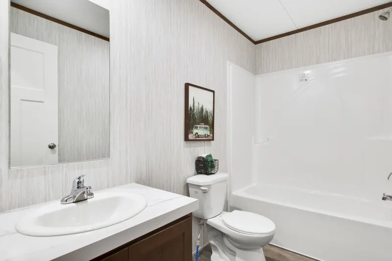Express b117 bathroom home features
