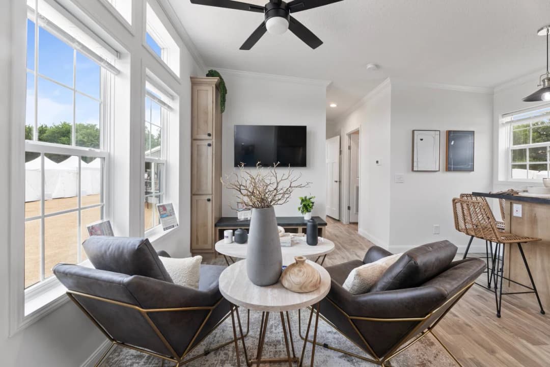 Blue ridge duplex interior home features