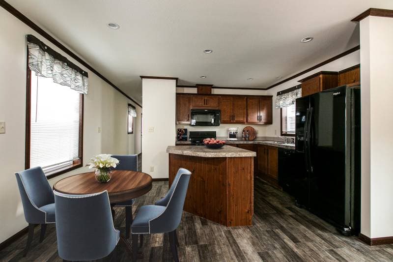 Arlington e460 kitchen home features