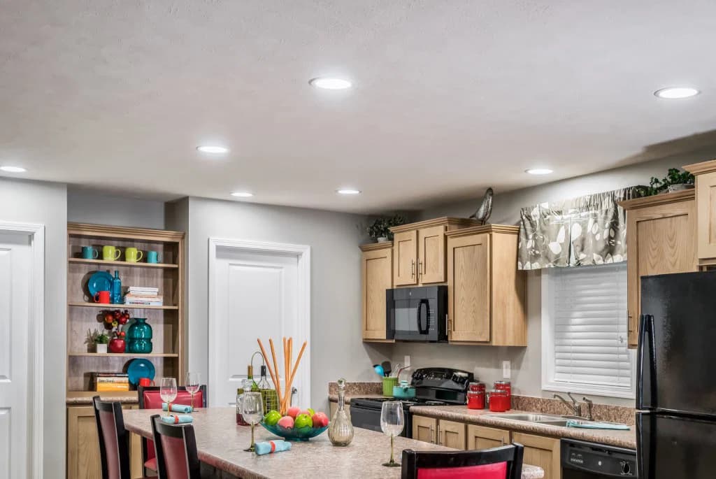 Limited 1 kitchen home features