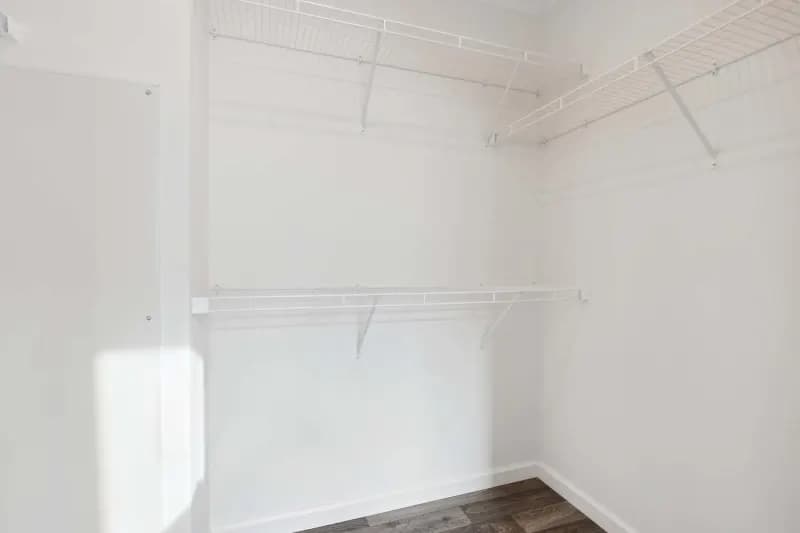 Genesis 9921a interior home features