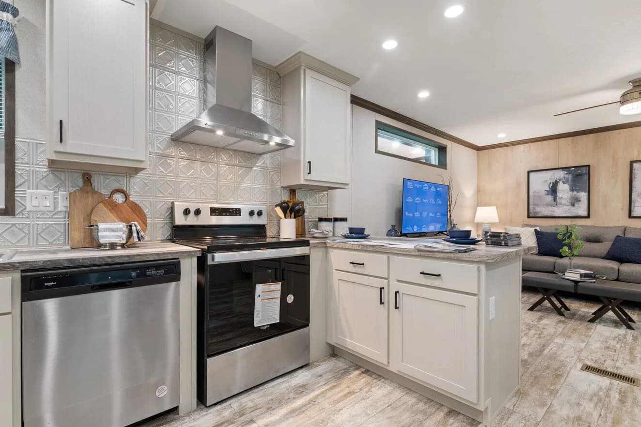 Tesla 24523 kitchen home features