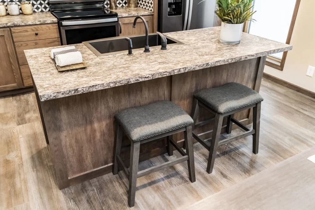 Limited 4 kitchen home features