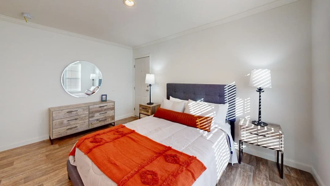 Sugar run duplex bedroom home features