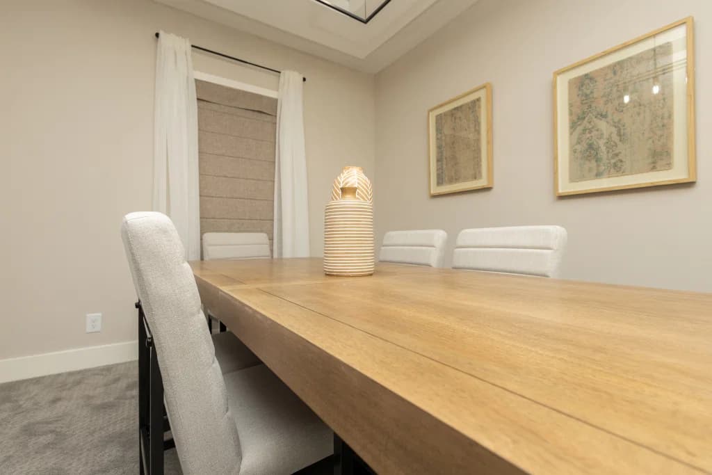 Signa 1 interior home features