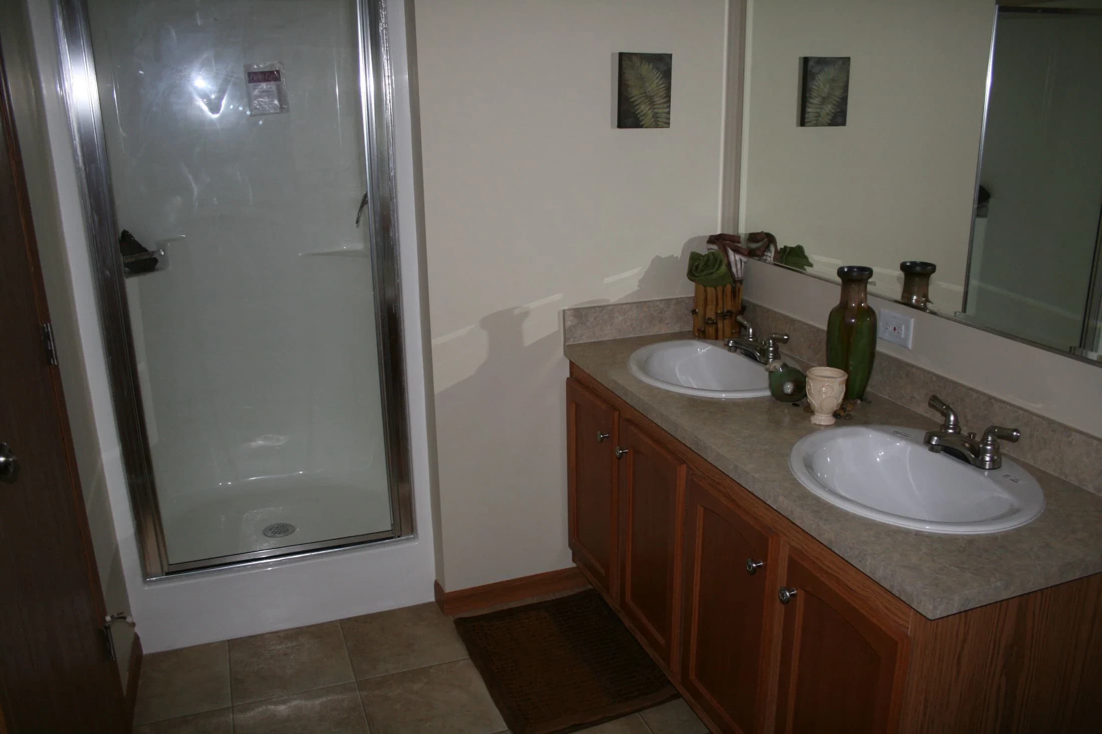 Elm bathroom home features