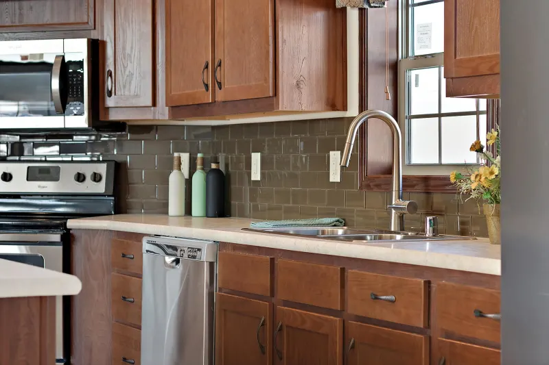 Lexington a243 kitchen home features